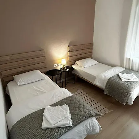 Centre In Apartment *